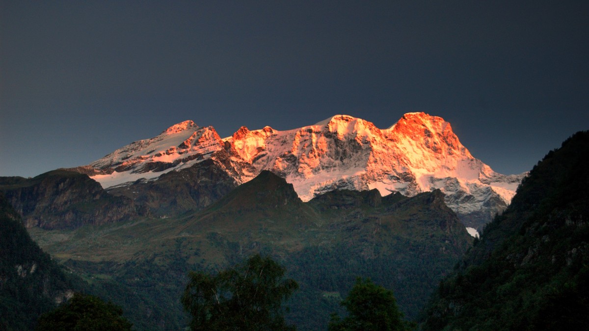 perche si chiama monte rosa