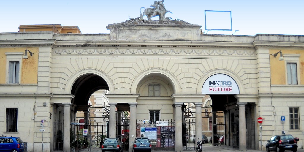 dove vive Pierfrancesco Favino