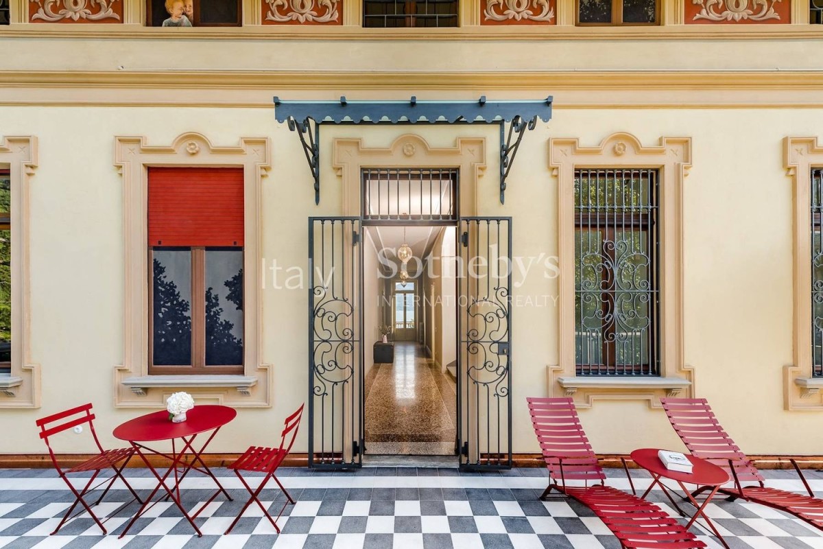 Villa for sale in Italy