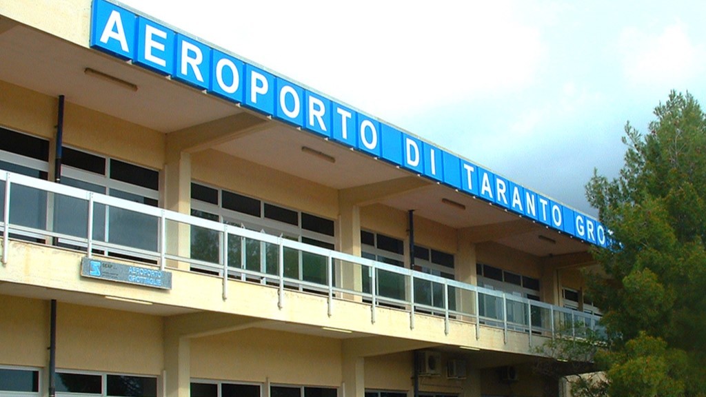 aeroporti puglia