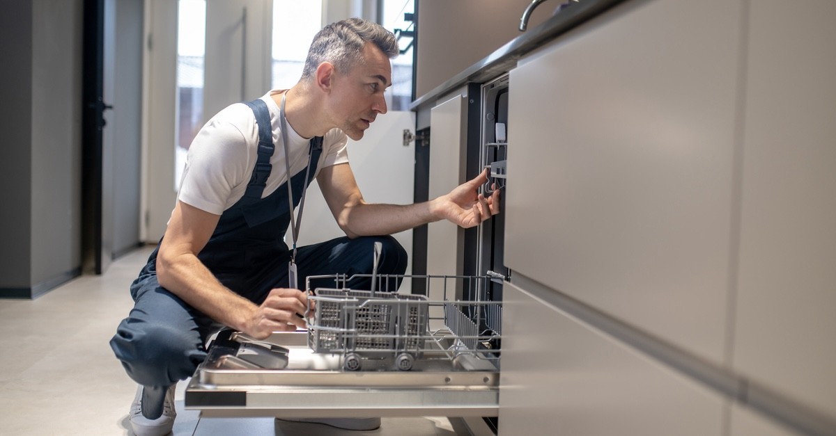 controllo della lavastoviglie