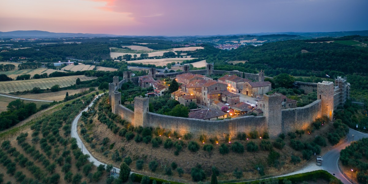 paesini medievali Toscana 