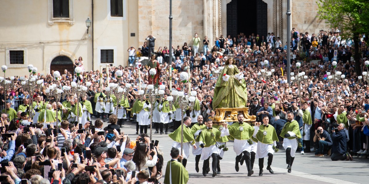 Easter holiday in Italy