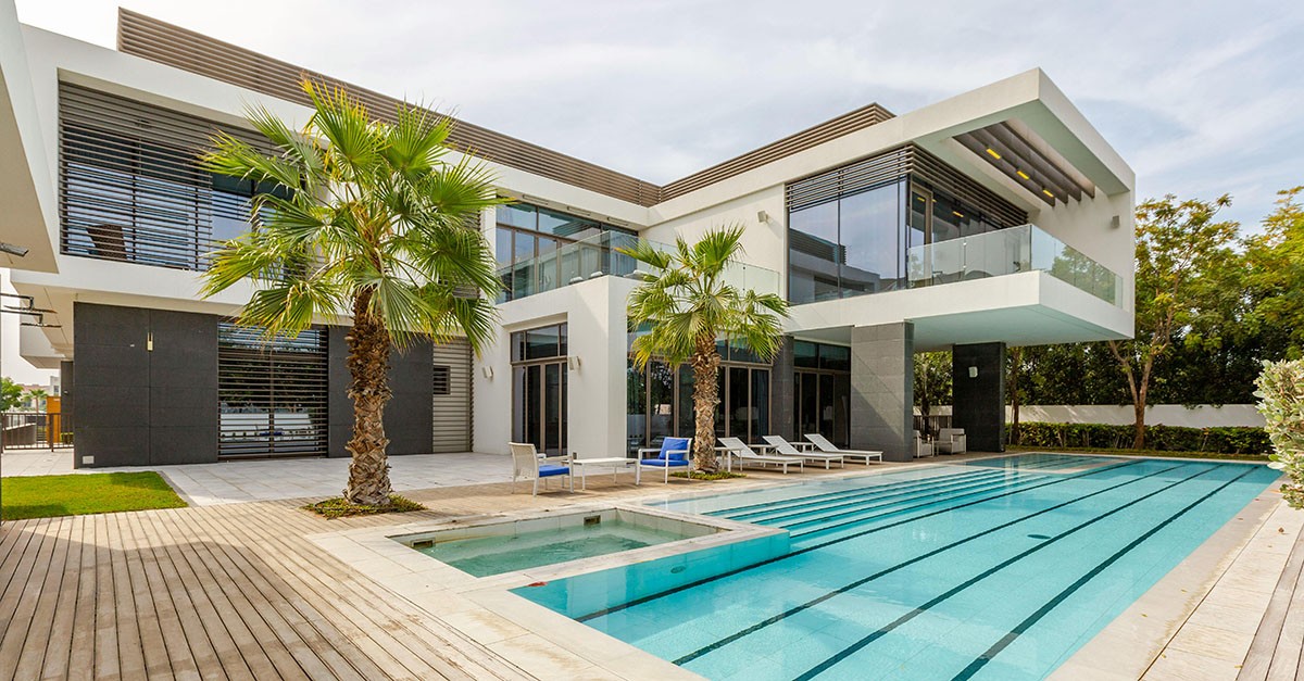 Immobile di lusso con piscina