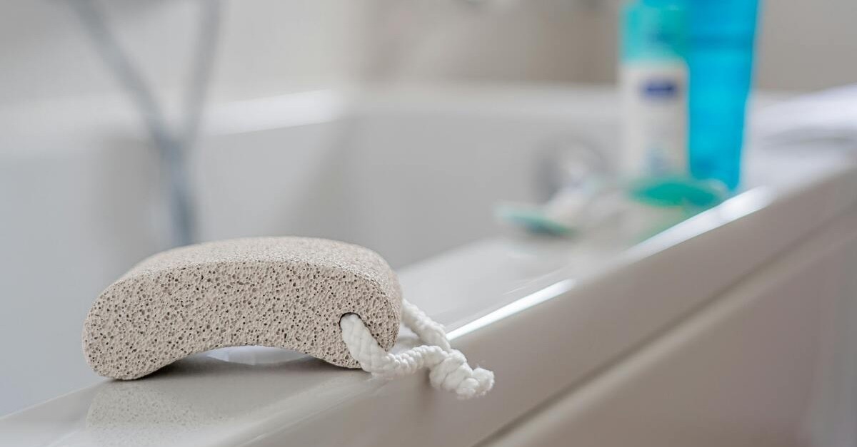 pietra pomice per pulizia sanitari