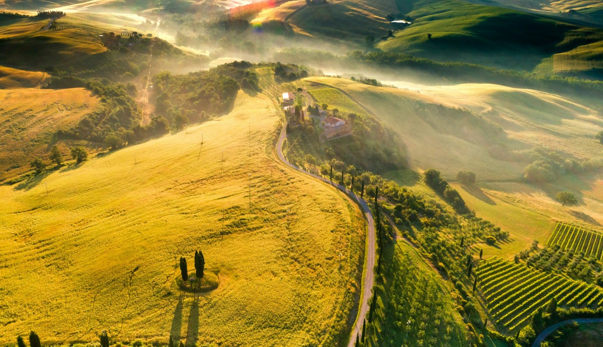 Retiring in Italy pros and cons