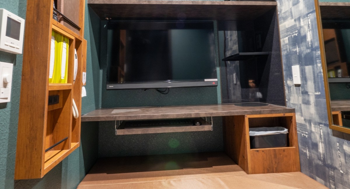 Un ‘youtuber’ viraliza la crisis de vivienda en Japón: 24 horas viviendo en 1 m2 en Tokio