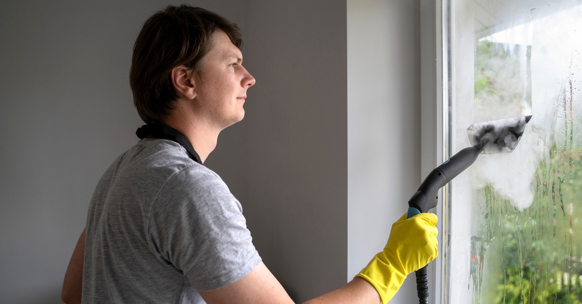 Pulire tende con vapore