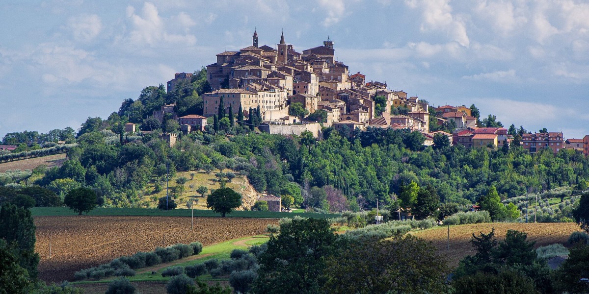 Borghi più belli d'Italia nelle Marche