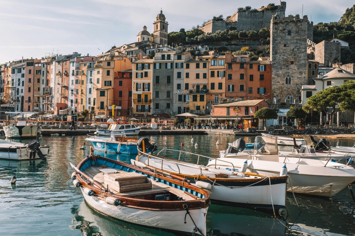 où acheter en bord de mer ville historique en Italie