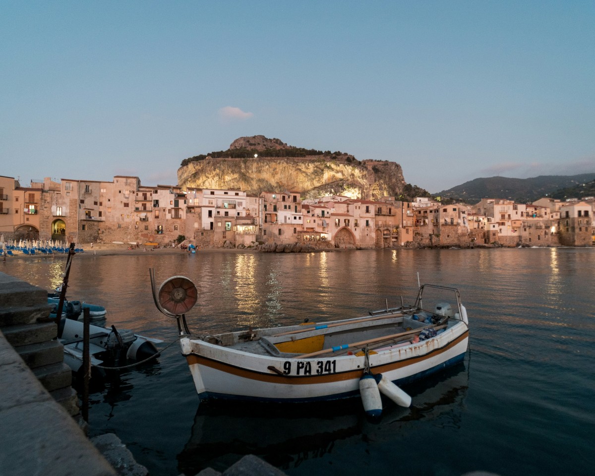 Village de Sicile moins cher qu'en France