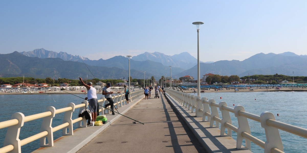best seaside towns for families Italy