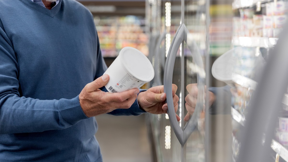 yogurt scaduto piante