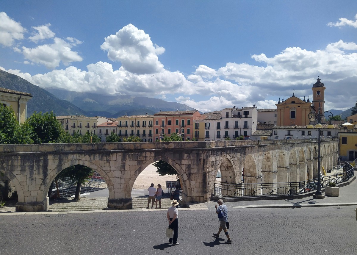Village des Abruzzes moins cher qu'en France