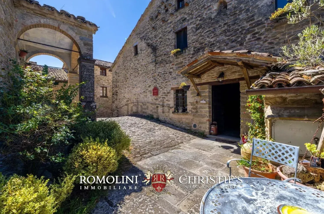 castello in vendita