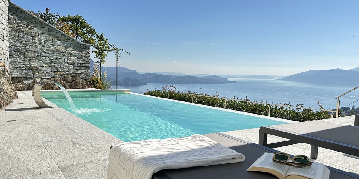 Modern villa for sale in Lake Orta