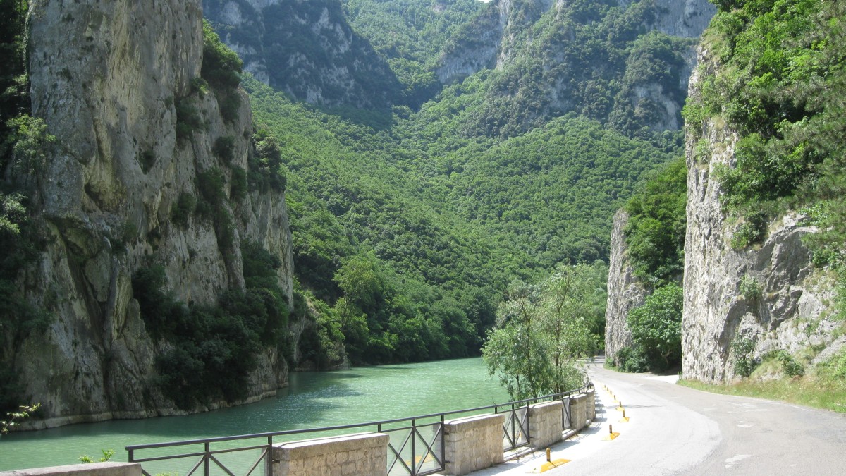 gola del furlo