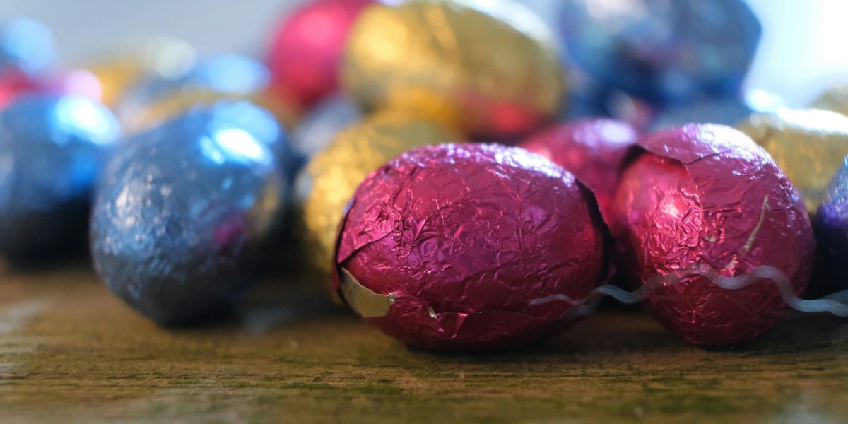 dove si butta la carta dell’uovo di pasqua