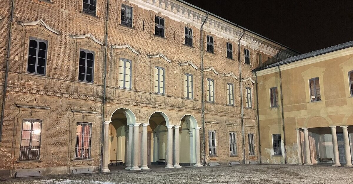 Cortile interno di Villa Visconti Borromeo Litta