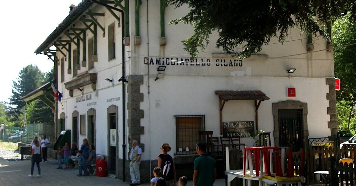 Il borgo Camigliatello Silano nel parco della Sila