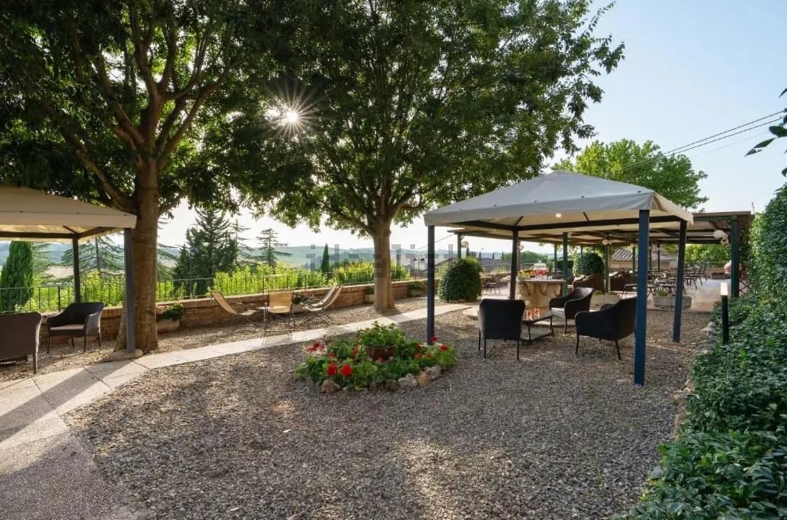 hotel in vendita