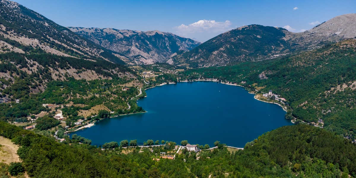 best lakes in Italy