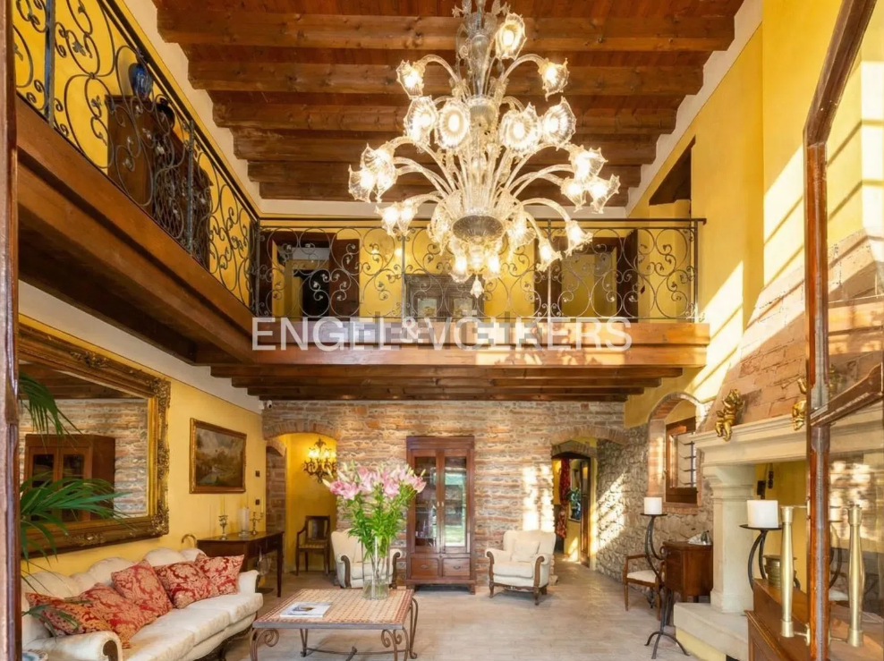 villa con piscina