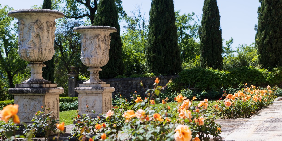 Tuscan hidden estate