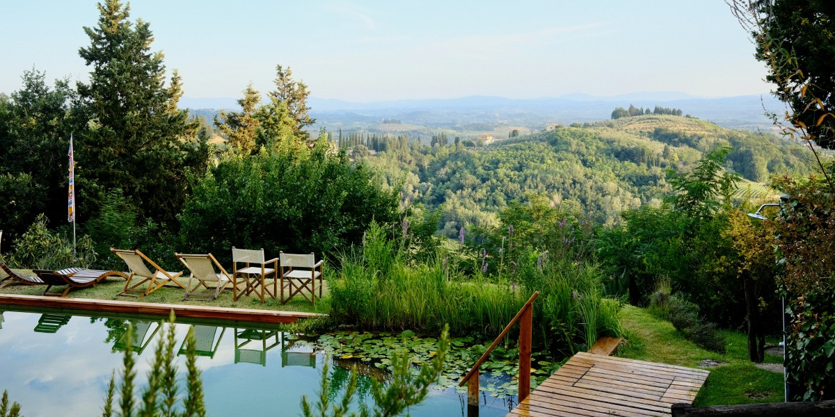 cheap property with a pool in Italy 
