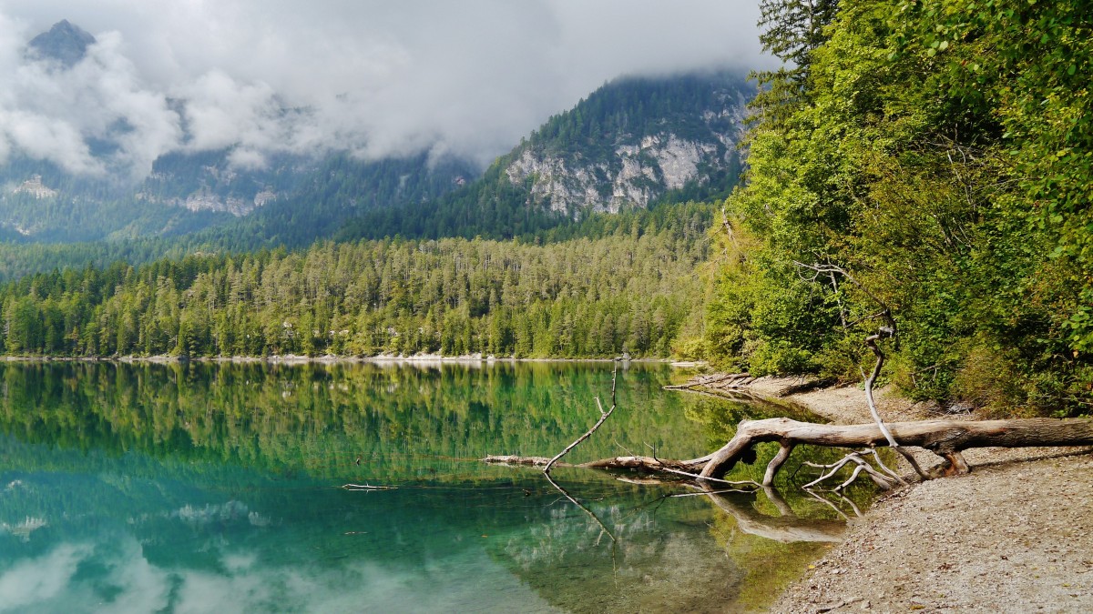 cosa vedere al lago di tovel