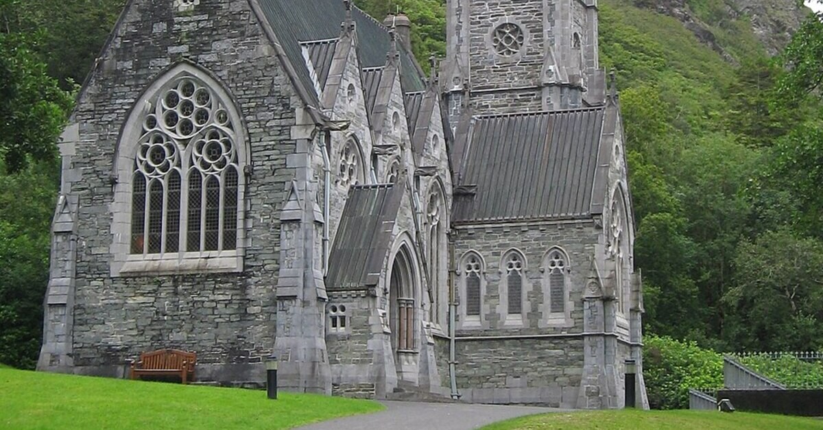 La chiesa gotica dell'Abbazia di Kylemore