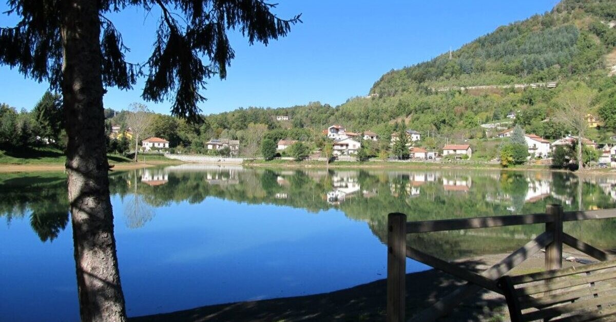 Vista sul lago Sirino