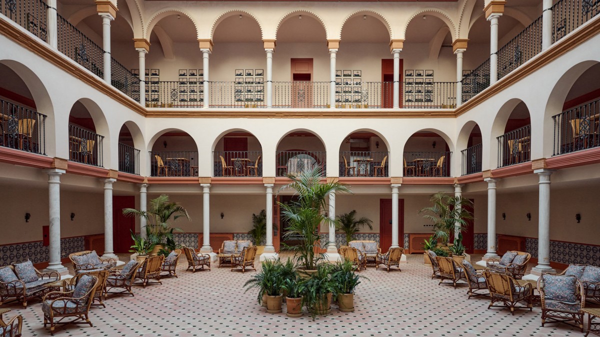 CristineBedfor, Sevilla 