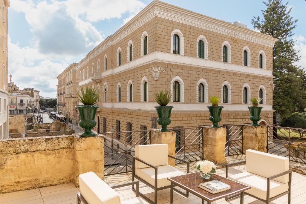 Tivoli Palazzo 1880 Lecce Hotel