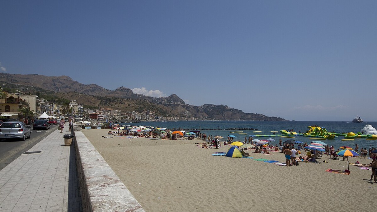 migliori spiagge giardini naxos