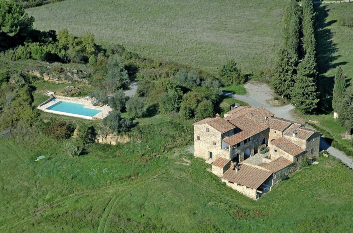 Sur la route des vignobles de Toscane