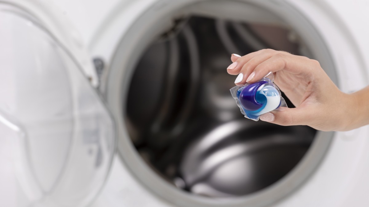 cosa succede se si mette troppo detersivo in lavatrice