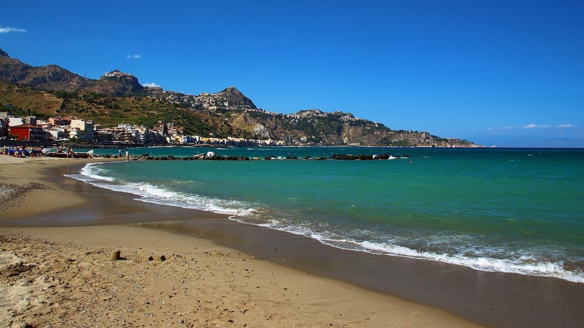 migliori spiagge giardini naxos