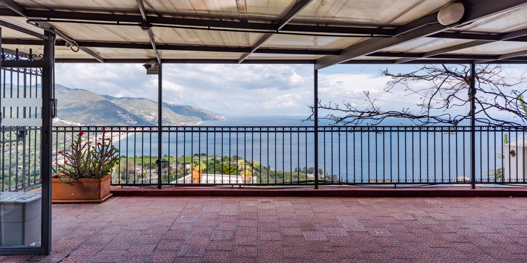 attici vista in Sicilia