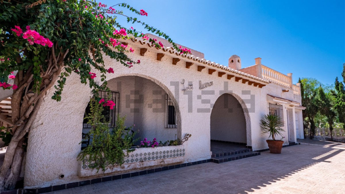 La villa de estilo mediterráneo a la venta en Mojácar (Almería)