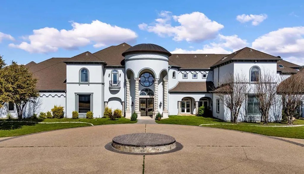 Questa mega-villa in Texas è stata venduta per 3,9 milioni di dollari