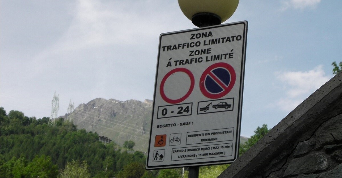 Una ZTL a Étroubles, in Val d'Aosta