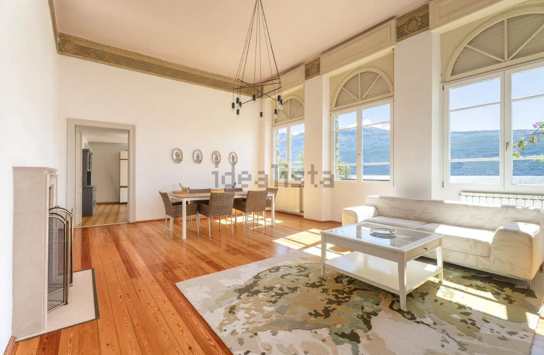 villa in vendita
