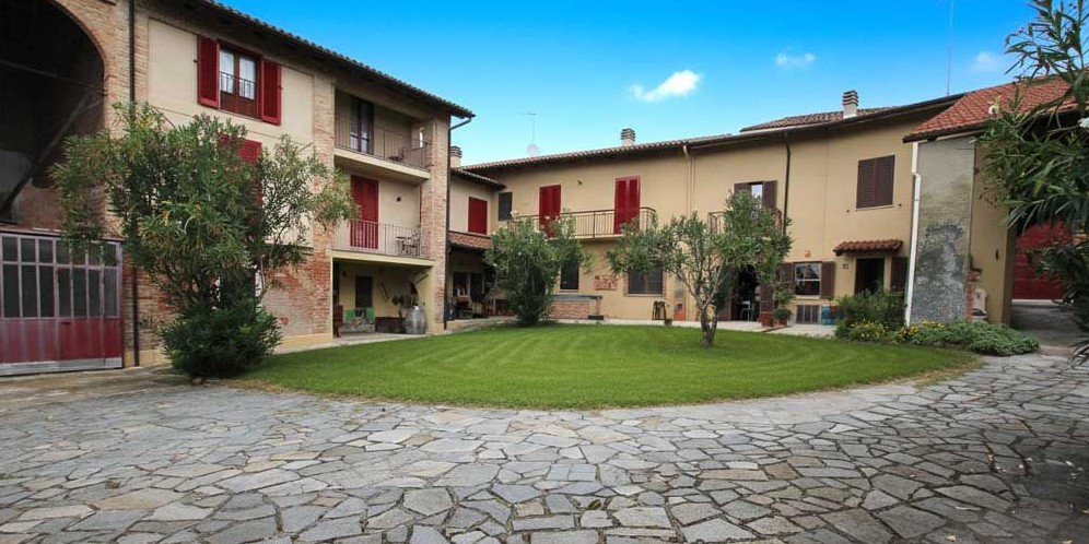 case indipendenti con giardino privato