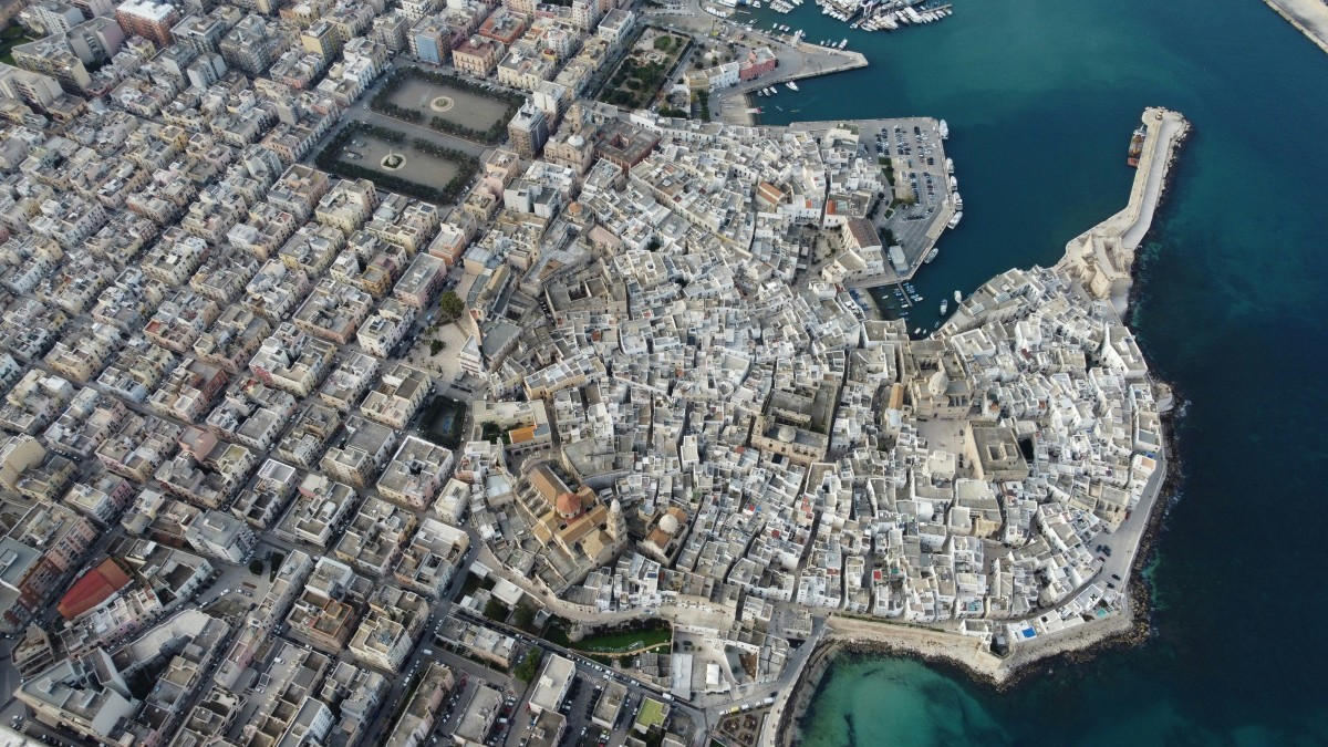 case di lusso in puglia