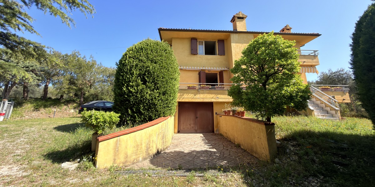 case indipendenti con giardino privato
