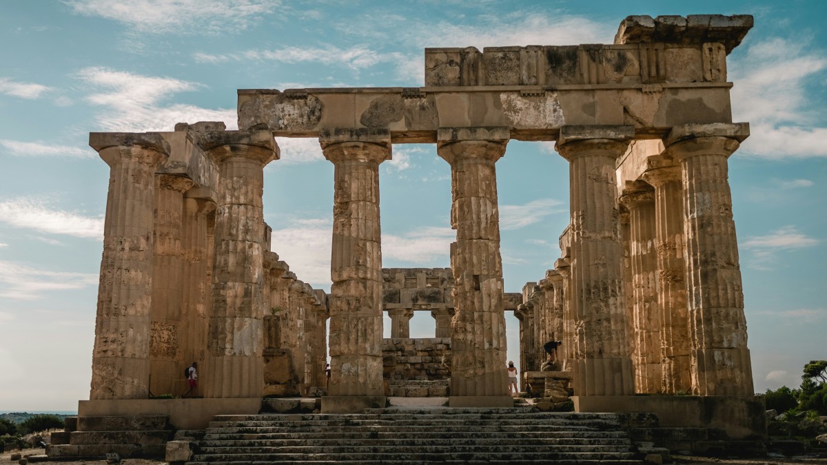 perche la sicilia si chiama trinacria