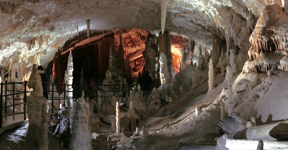 Interno delle grotte di Postumia in Slovenia