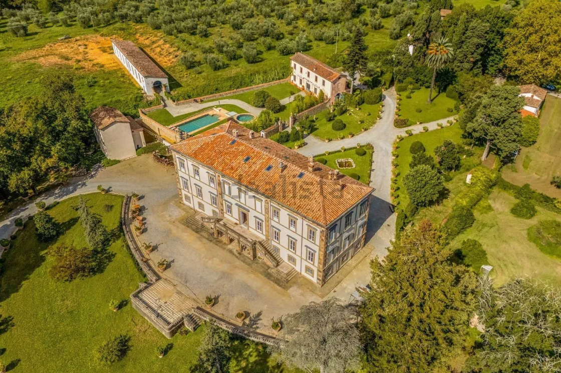 castello in vendita