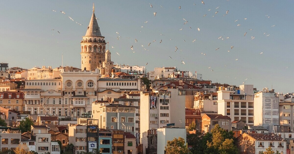 Vista di Galata con la torre